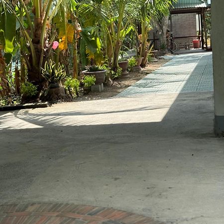 Huong Tram Homestay Ho Da Bagian luar foto