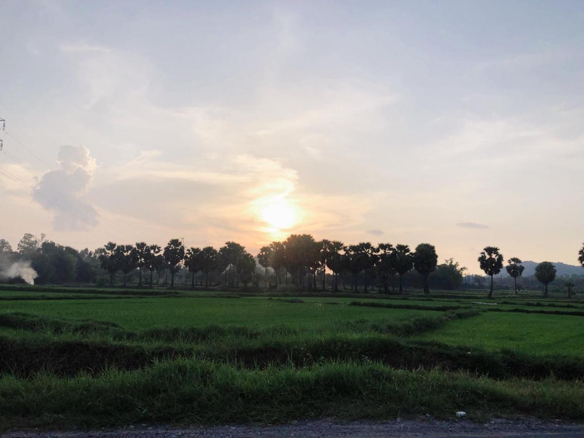 Huong Tram Homestay Ho Da Bagian luar foto